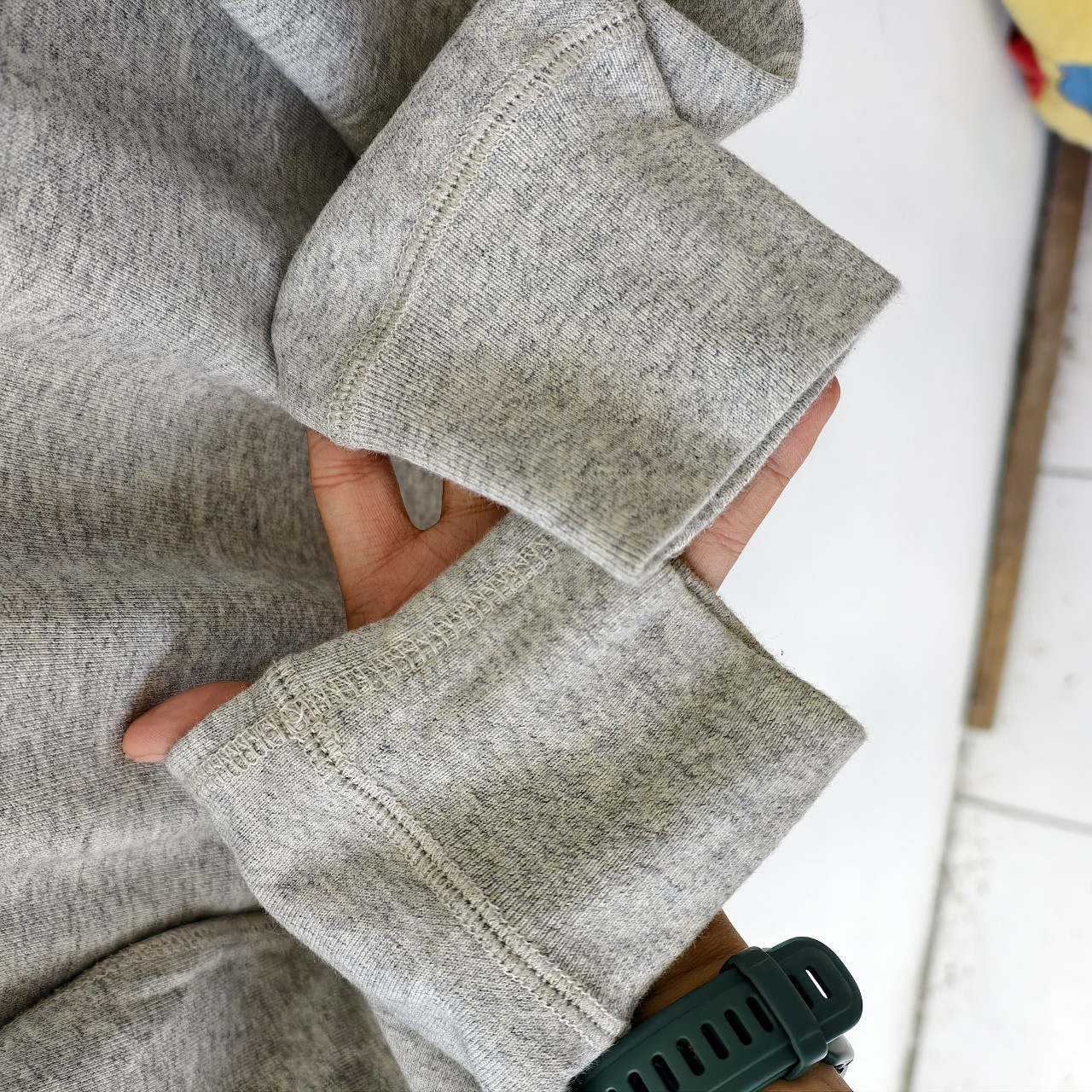 Crewneck sweater uniqlo abu