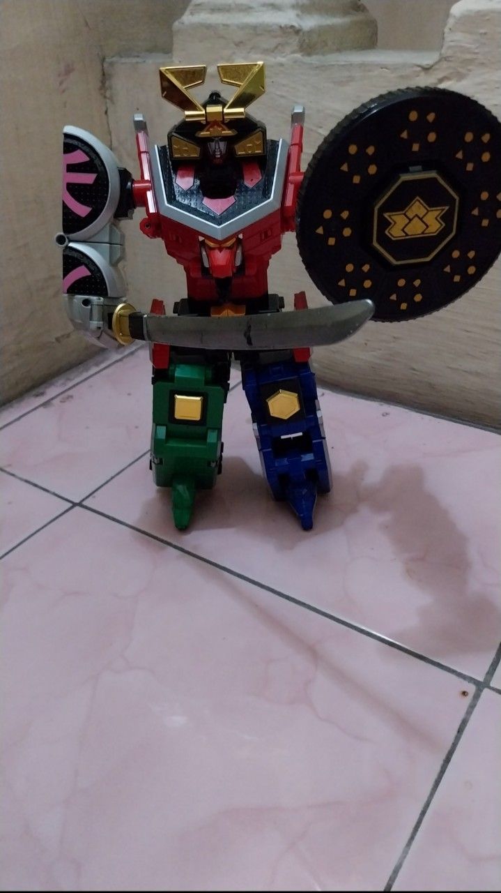 Shinkenger atau Samurai Force Megazord